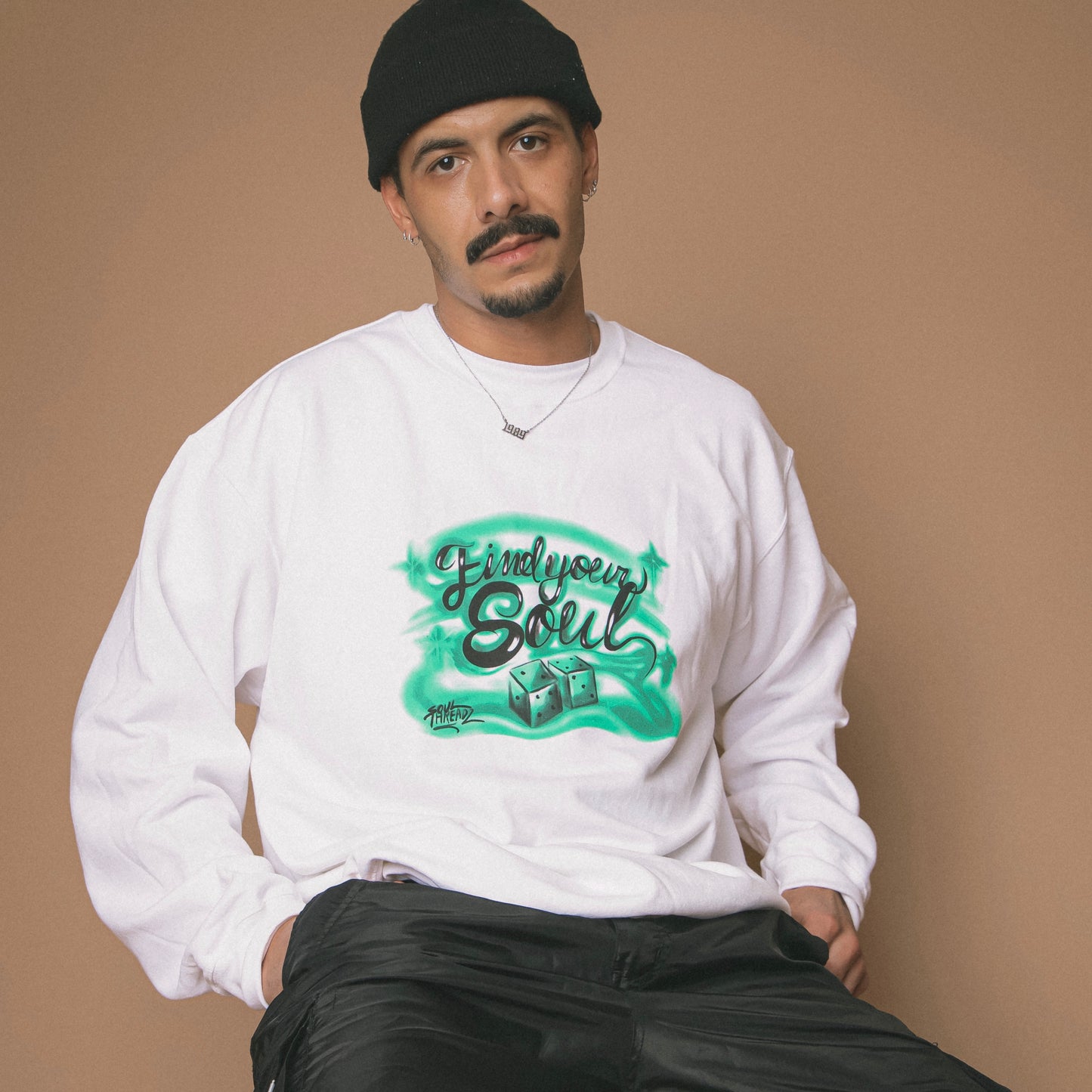 FIND YOUR SOUL CREWNECK